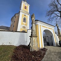 Stín přes zemskou hranici